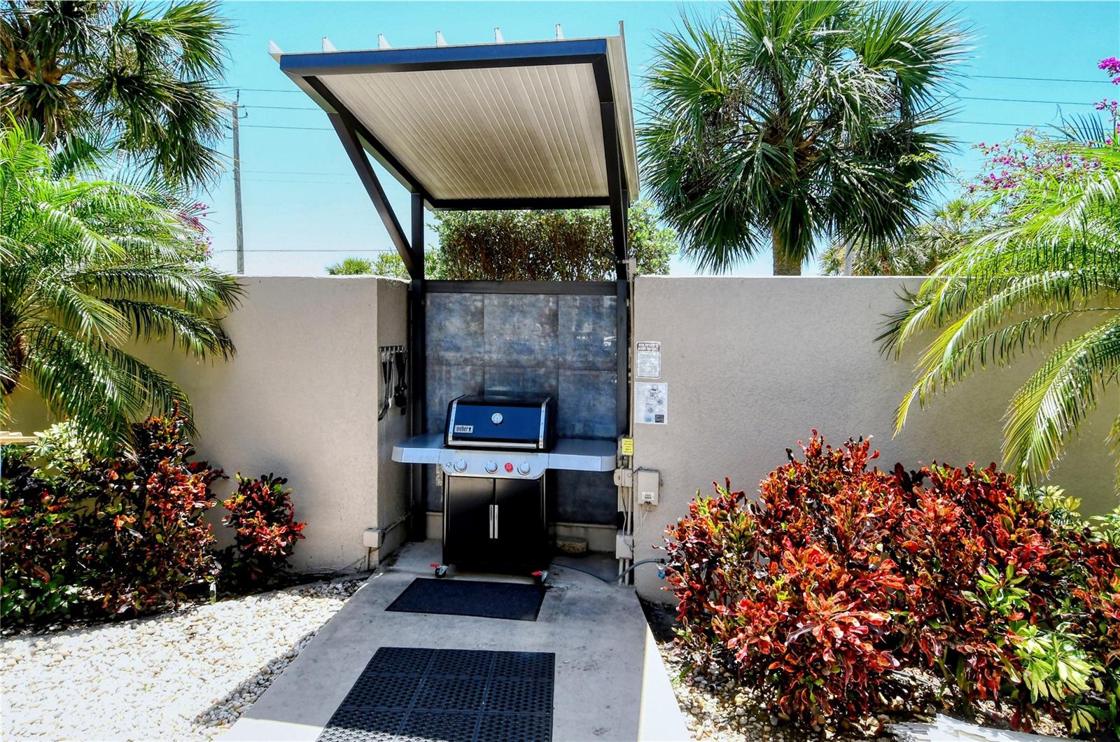 1159 LAKE HOUSE CIR #C120