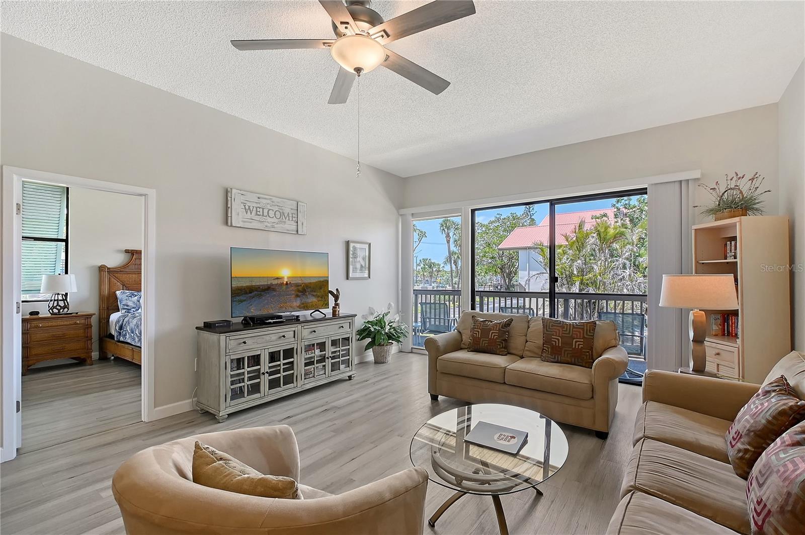 1159 LAKE HOUSE CIR #C120