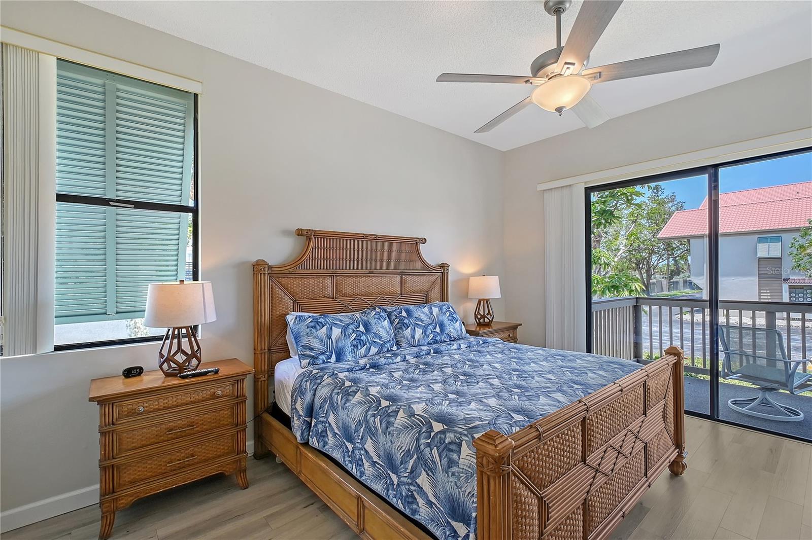 1159 LAKE HOUSE CIR #C120