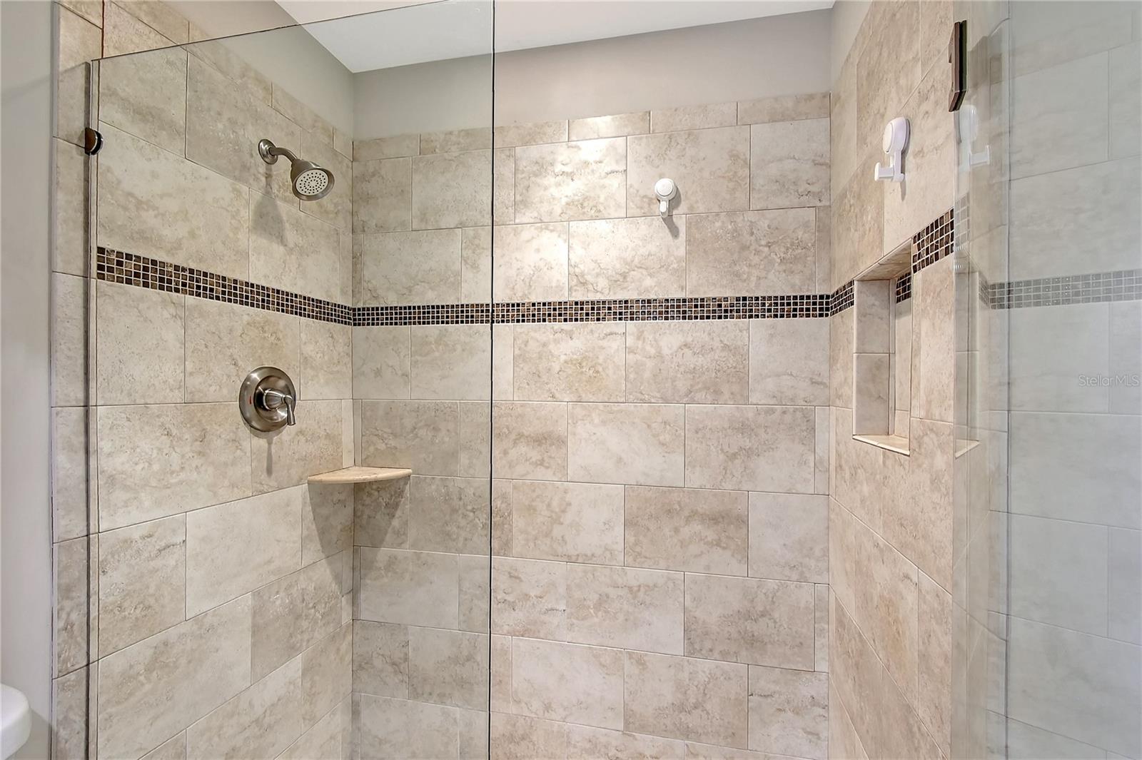 1159 LAKE HOUSE CIR #C120