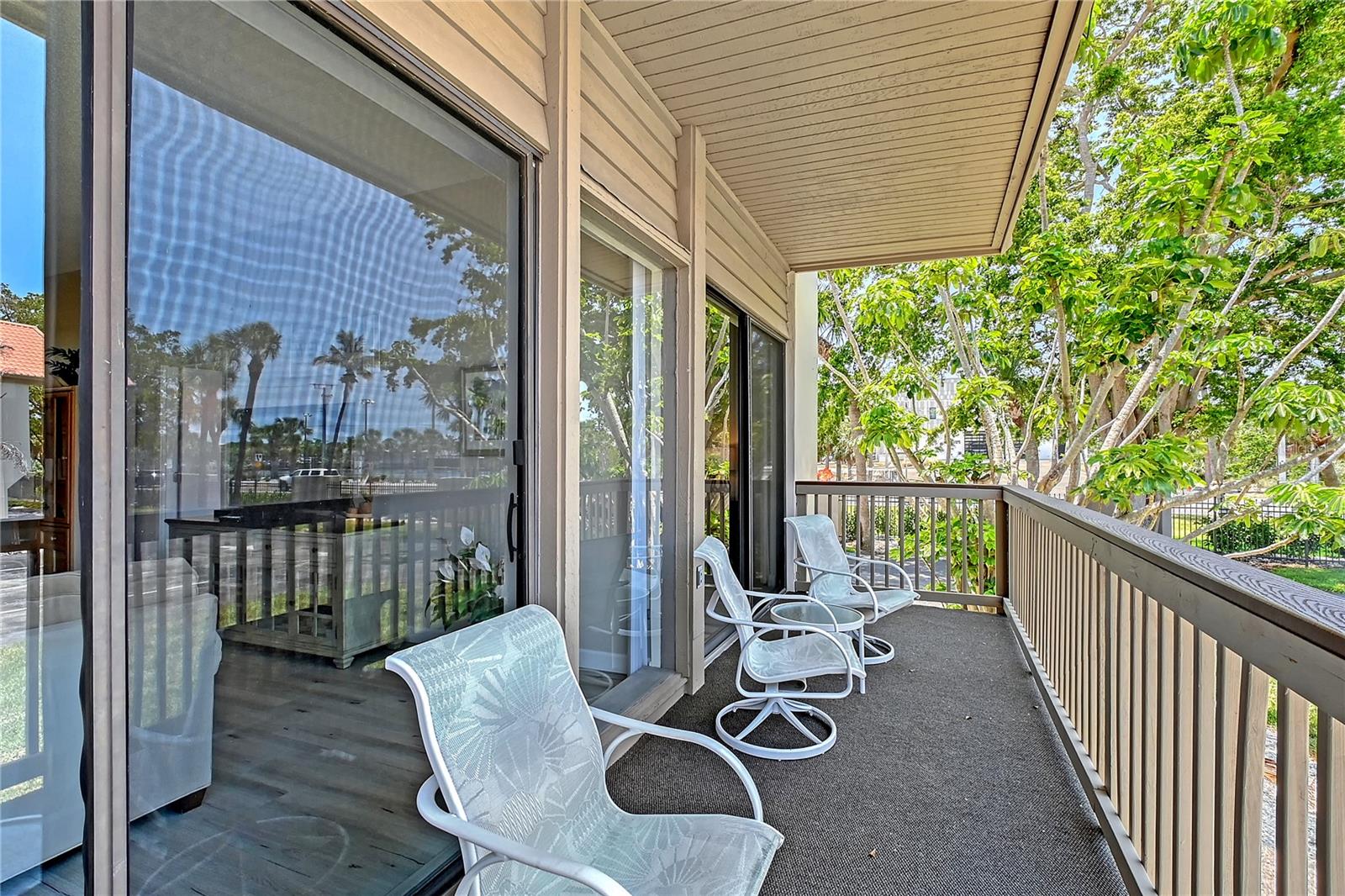 1159 LAKE HOUSE CIR #C120