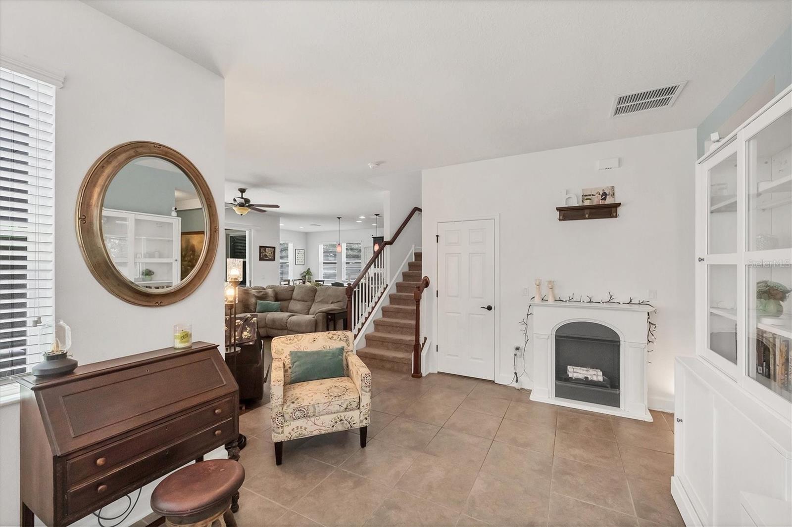 7536 AGUILA DR