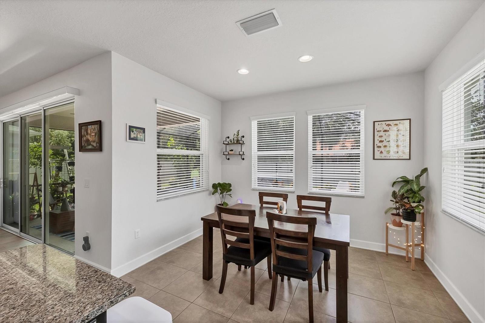 7536 AGUILA DR