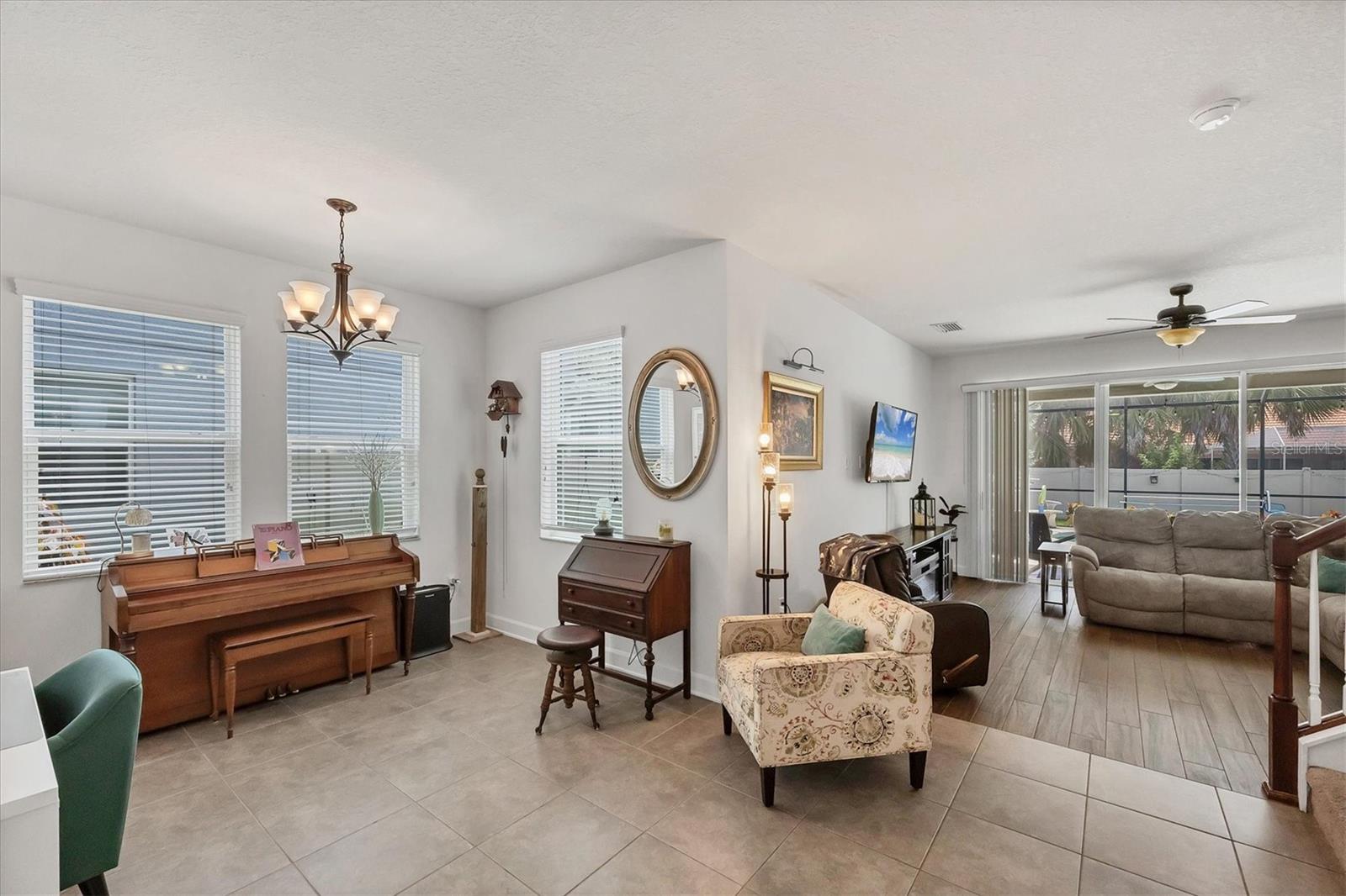 7536 AGUILA DR