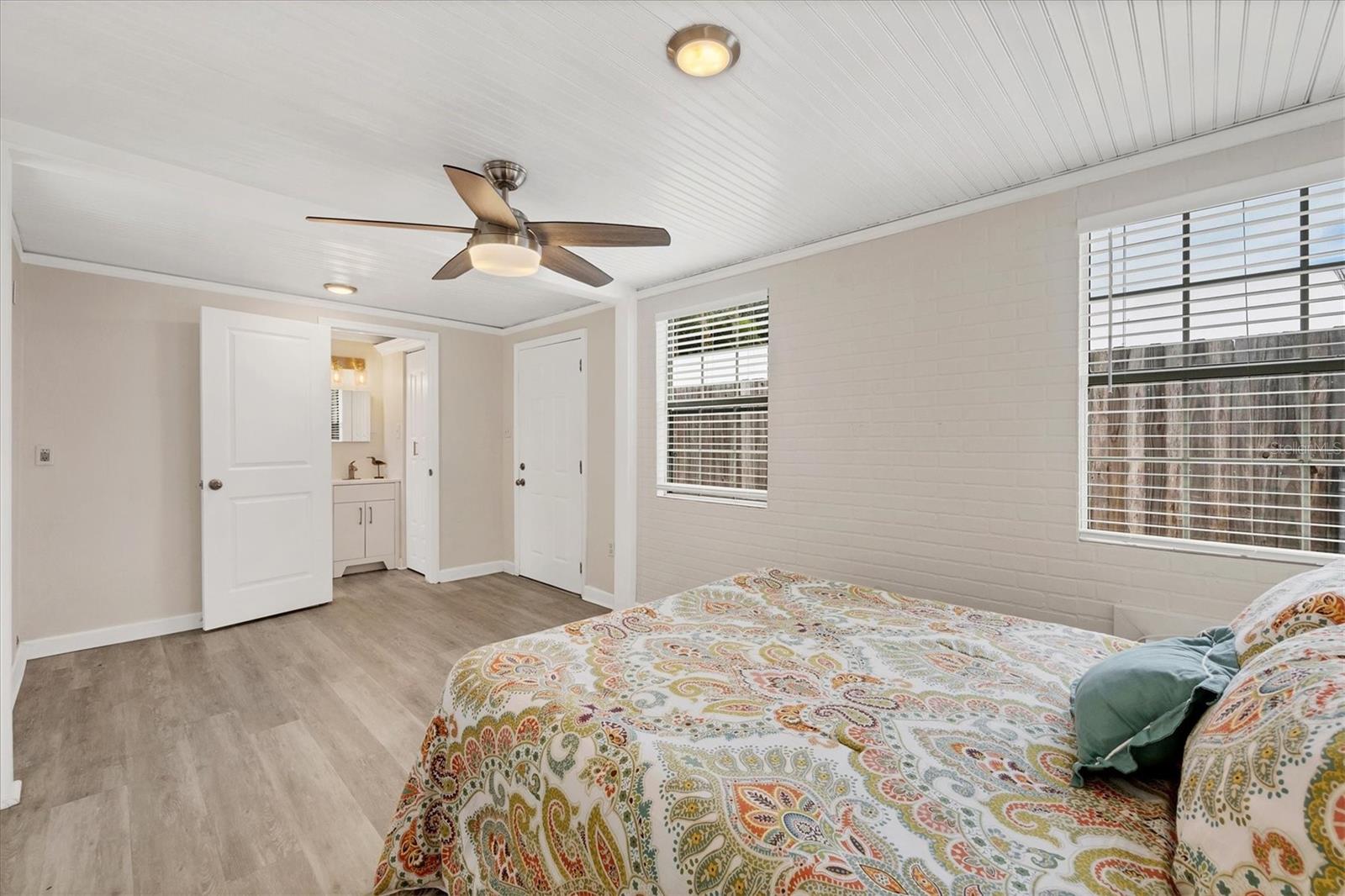 2284 BOUGAINVILLEA ST