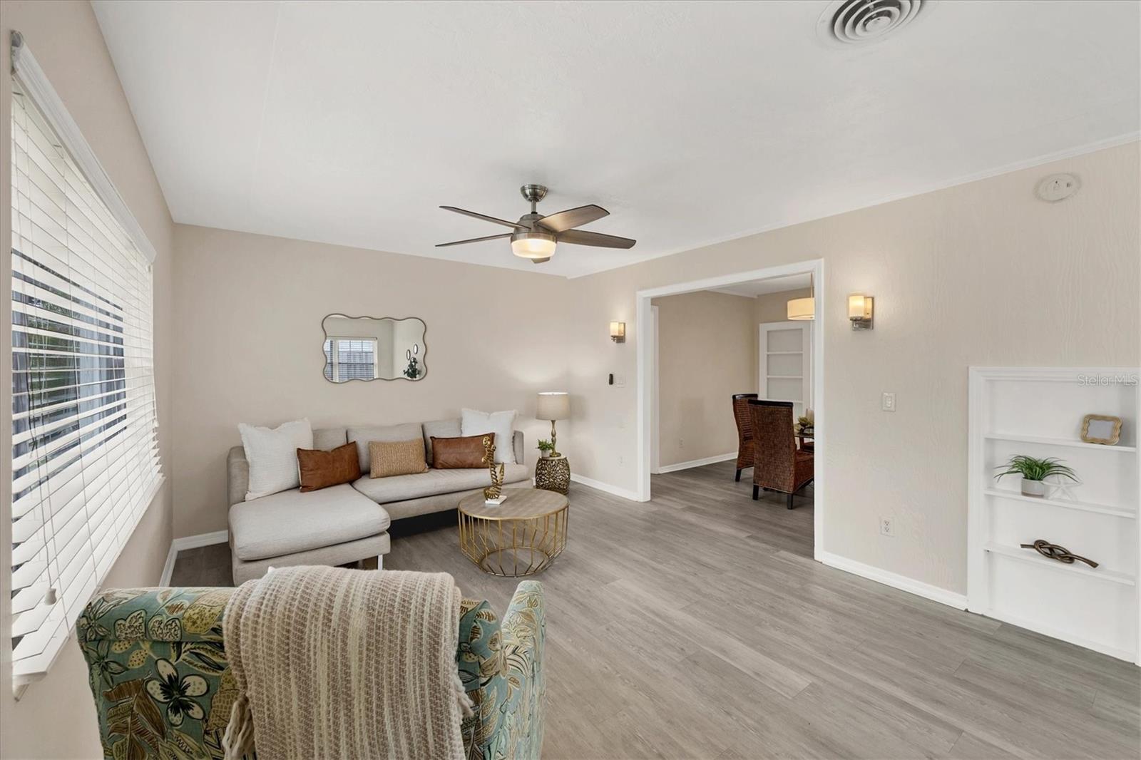 2284 BOUGAINVILLEA ST