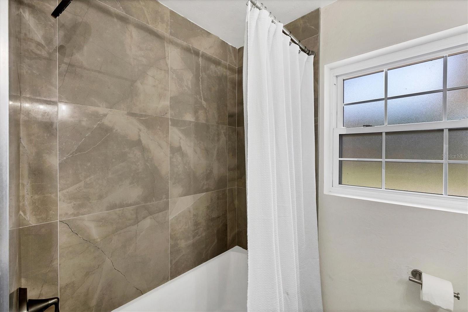 2284 BOUGAINVILLEA ST