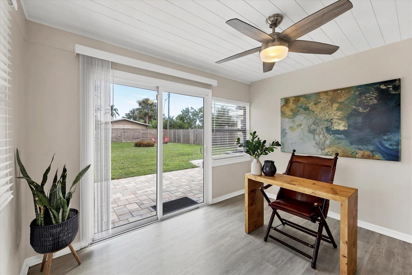 2284 BOUGAINVILLEA ST