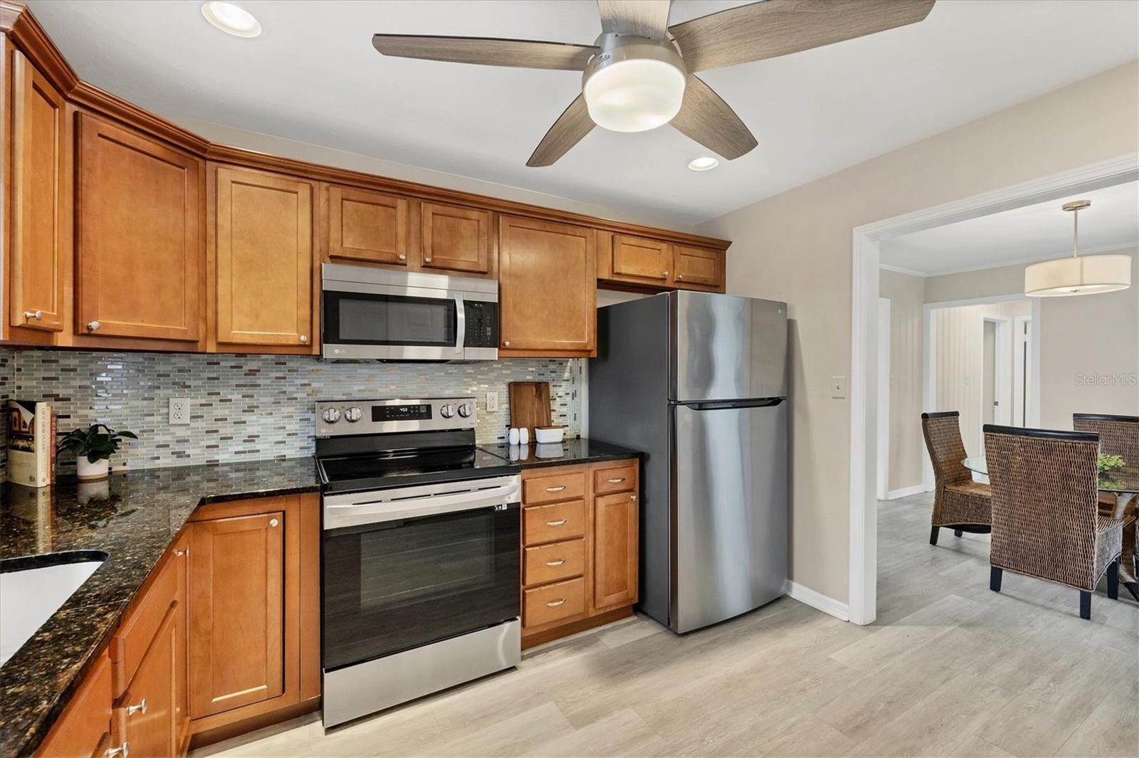 2284 BOUGAINVILLEA ST