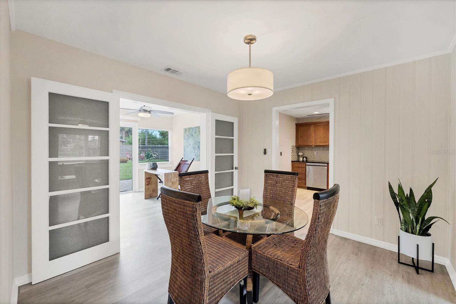 2284 BOUGAINVILLEA ST