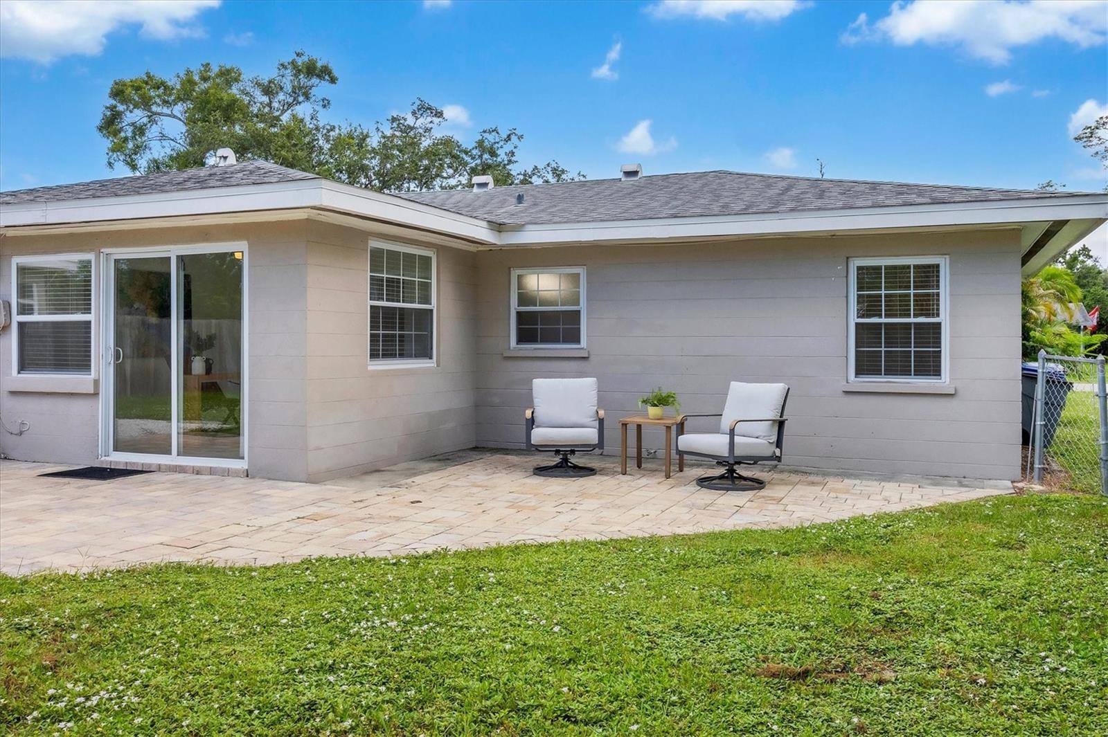 2284 BOUGAINVILLEA ST