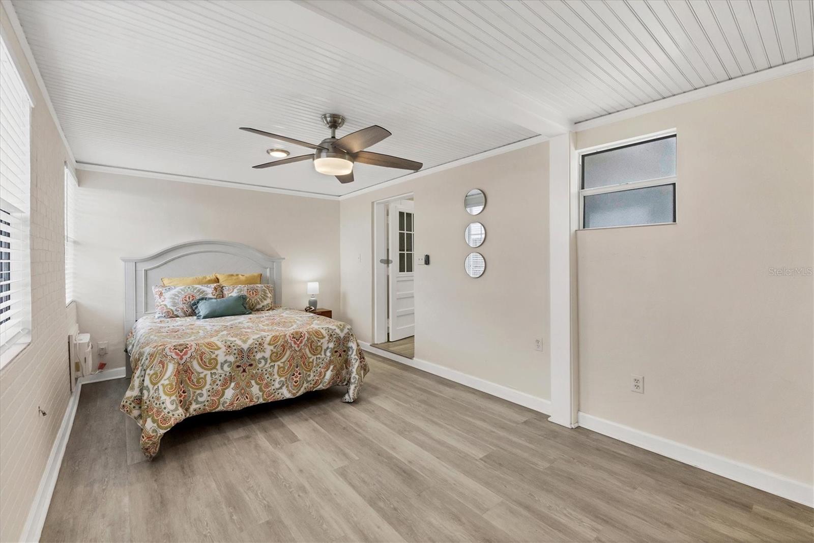 2284 BOUGAINVILLEA ST