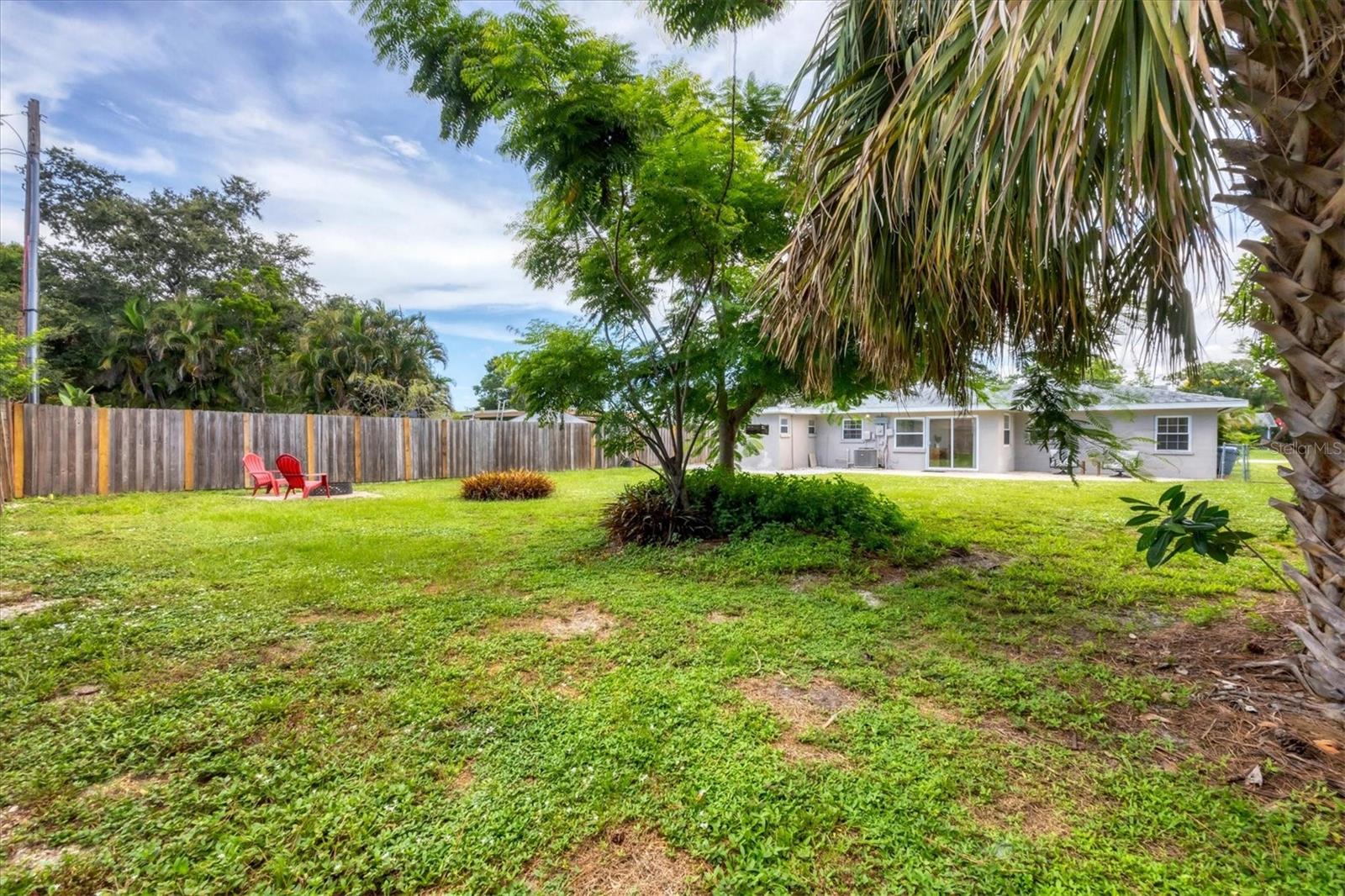 2284 BOUGAINVILLEA ST