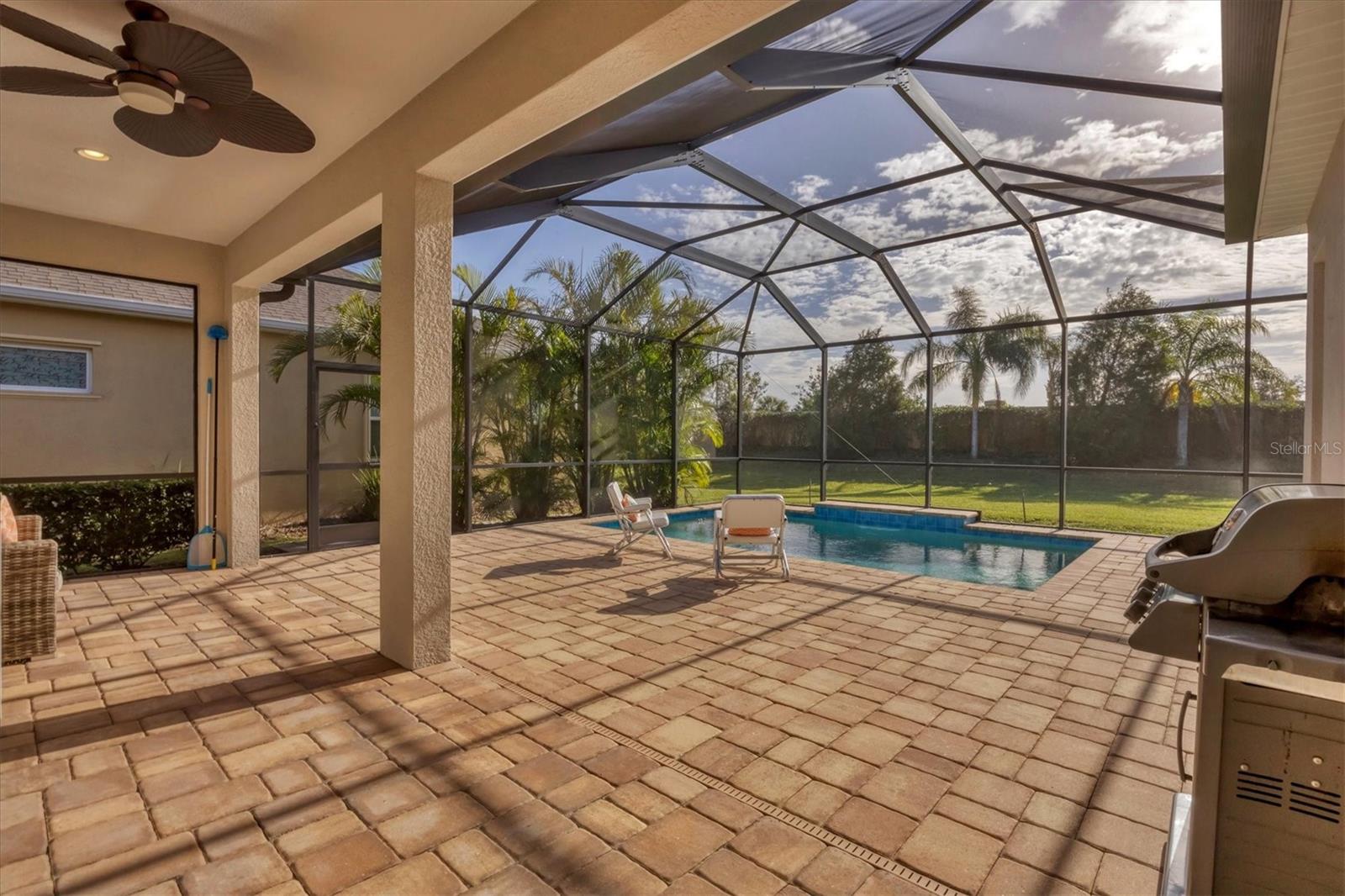 12706 LAKE SILVER AVE