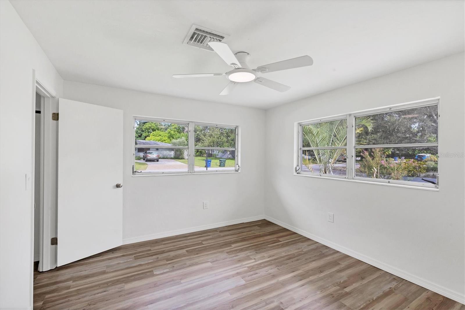 2460 WHIPPOORWILL CIR