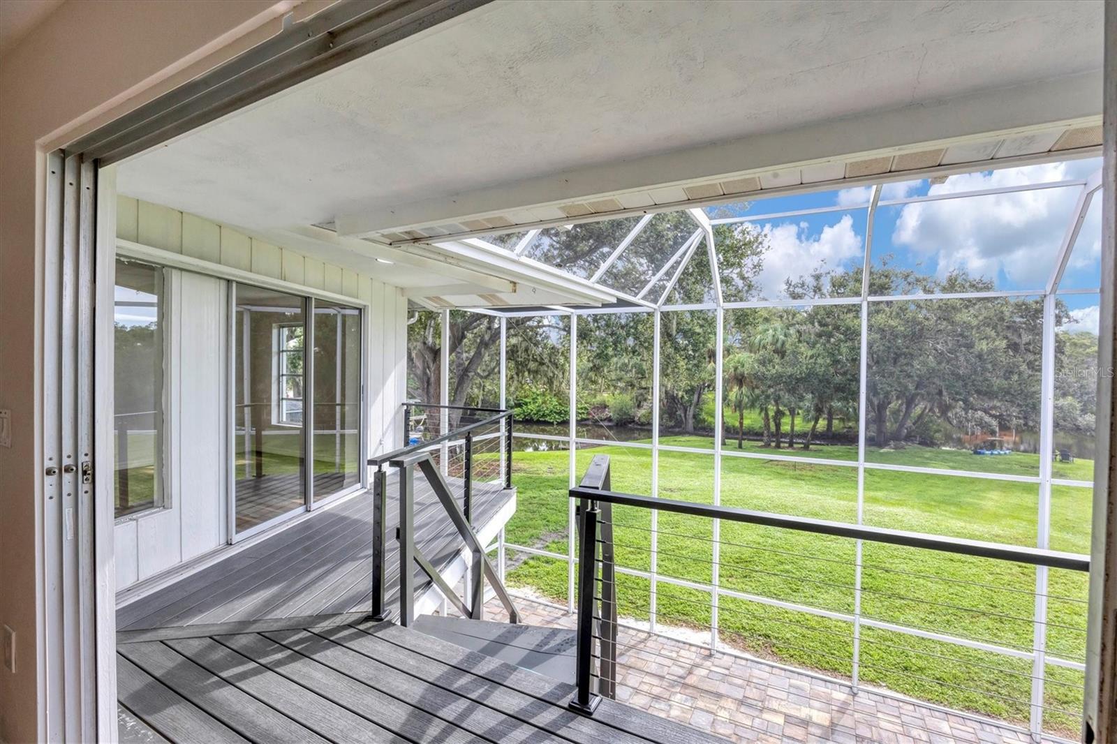 2460 WHIPPOORWILL CIR