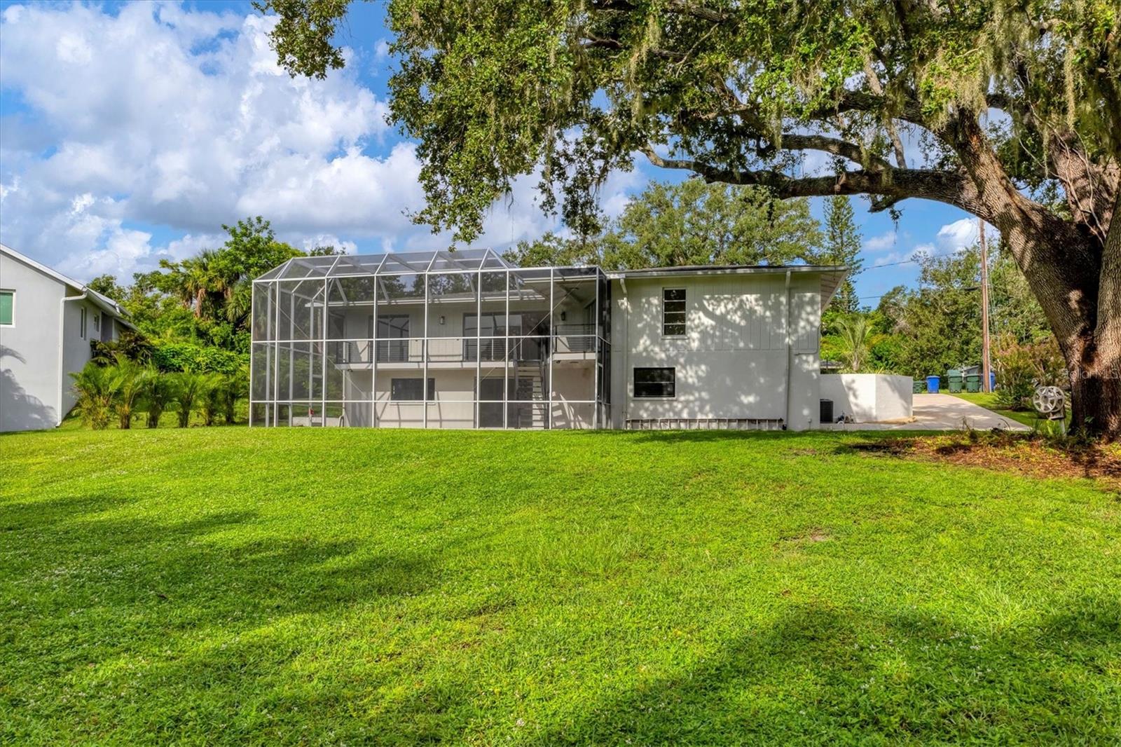 2460 WHIPPOORWILL CIR