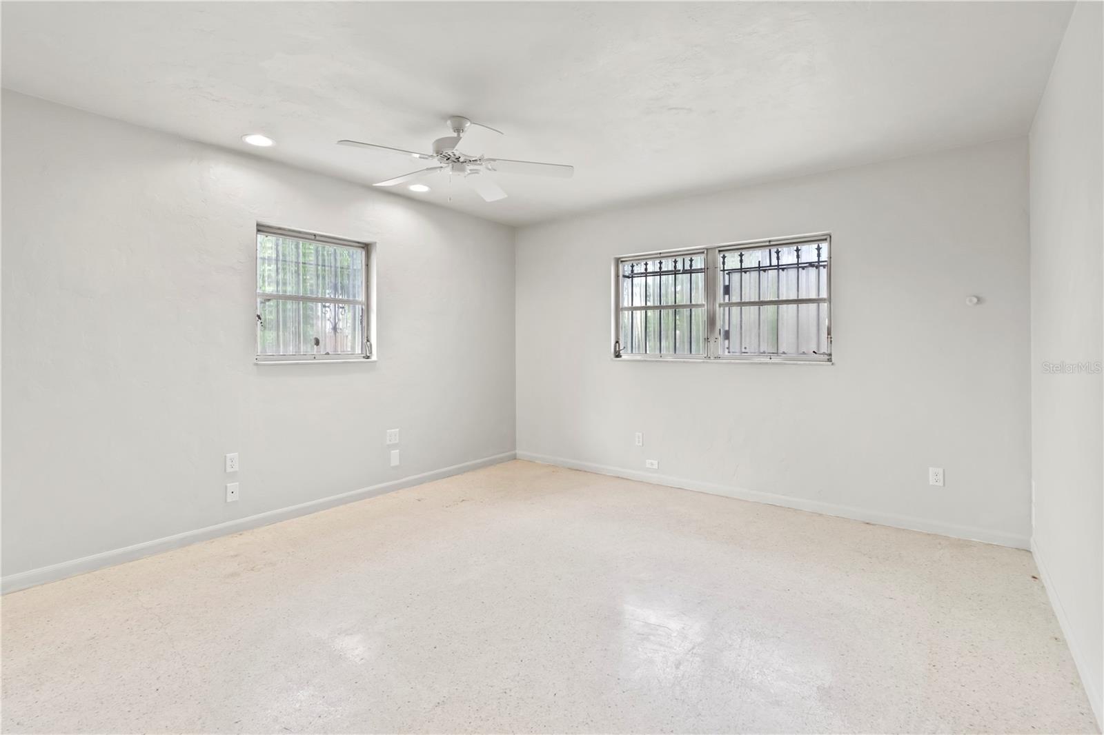 3205 BOUGAINVILLEA ST