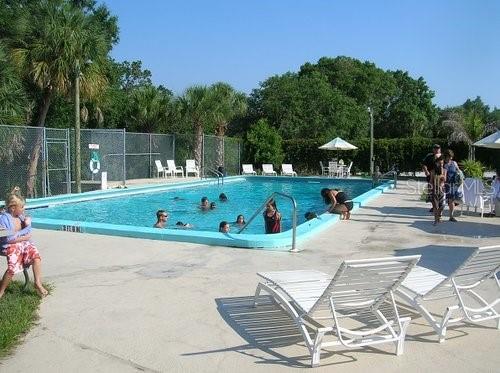 3205 BOUGAINVILLEA ST