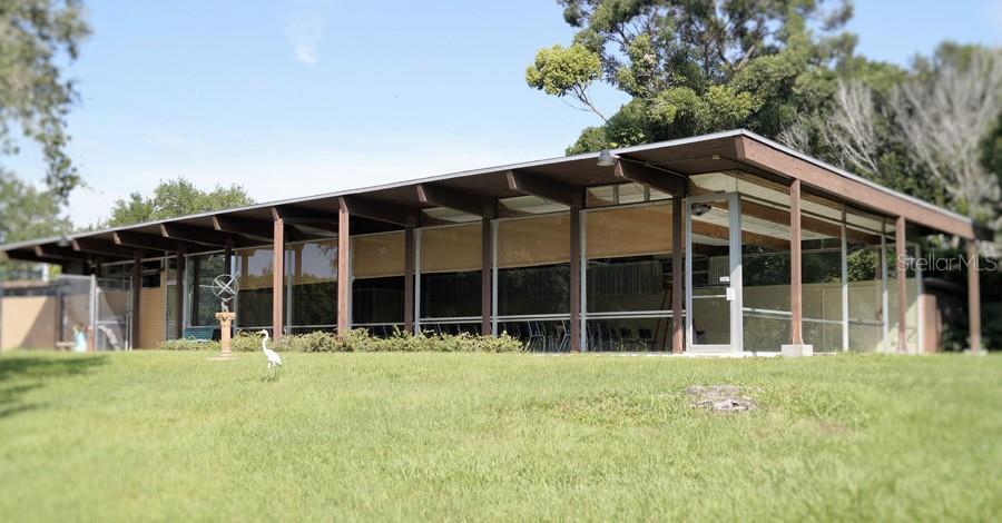 3205 BOUGAINVILLEA ST