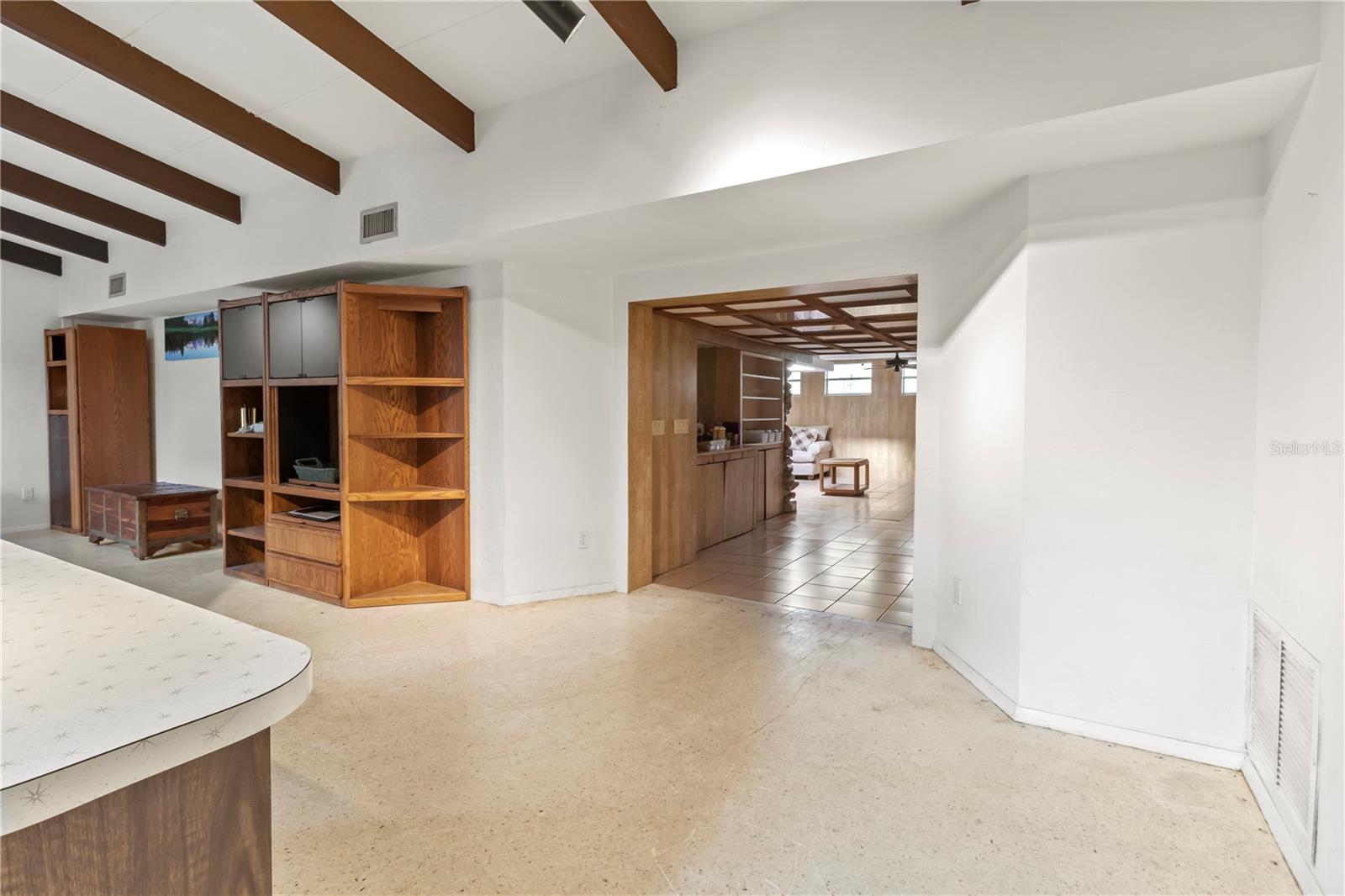 3205 BOUGAINVILLEA ST