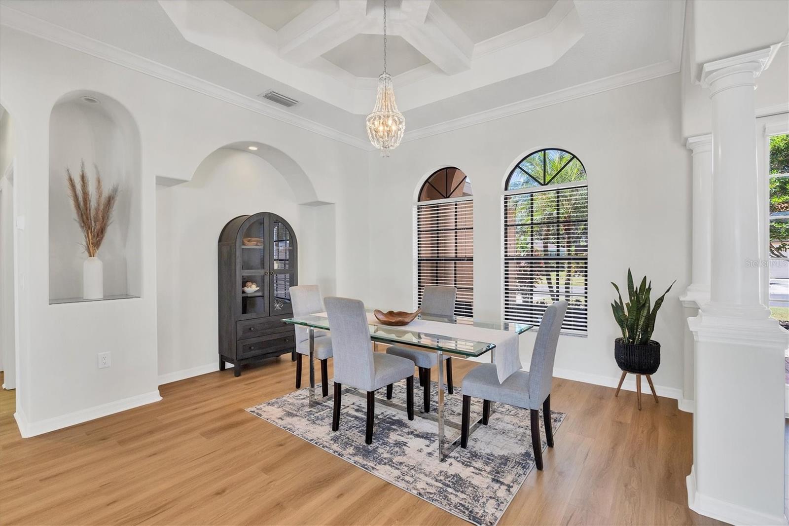 6255 AVENTURA DR