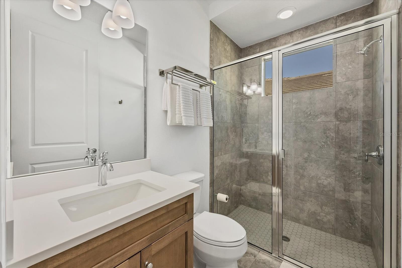 7761 SANDHILL LAKE DR