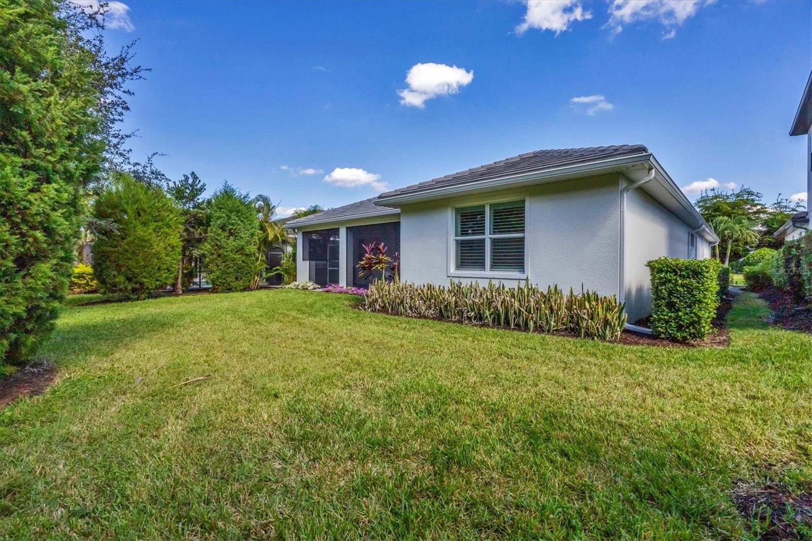 7761 SANDHILL LAKE DR