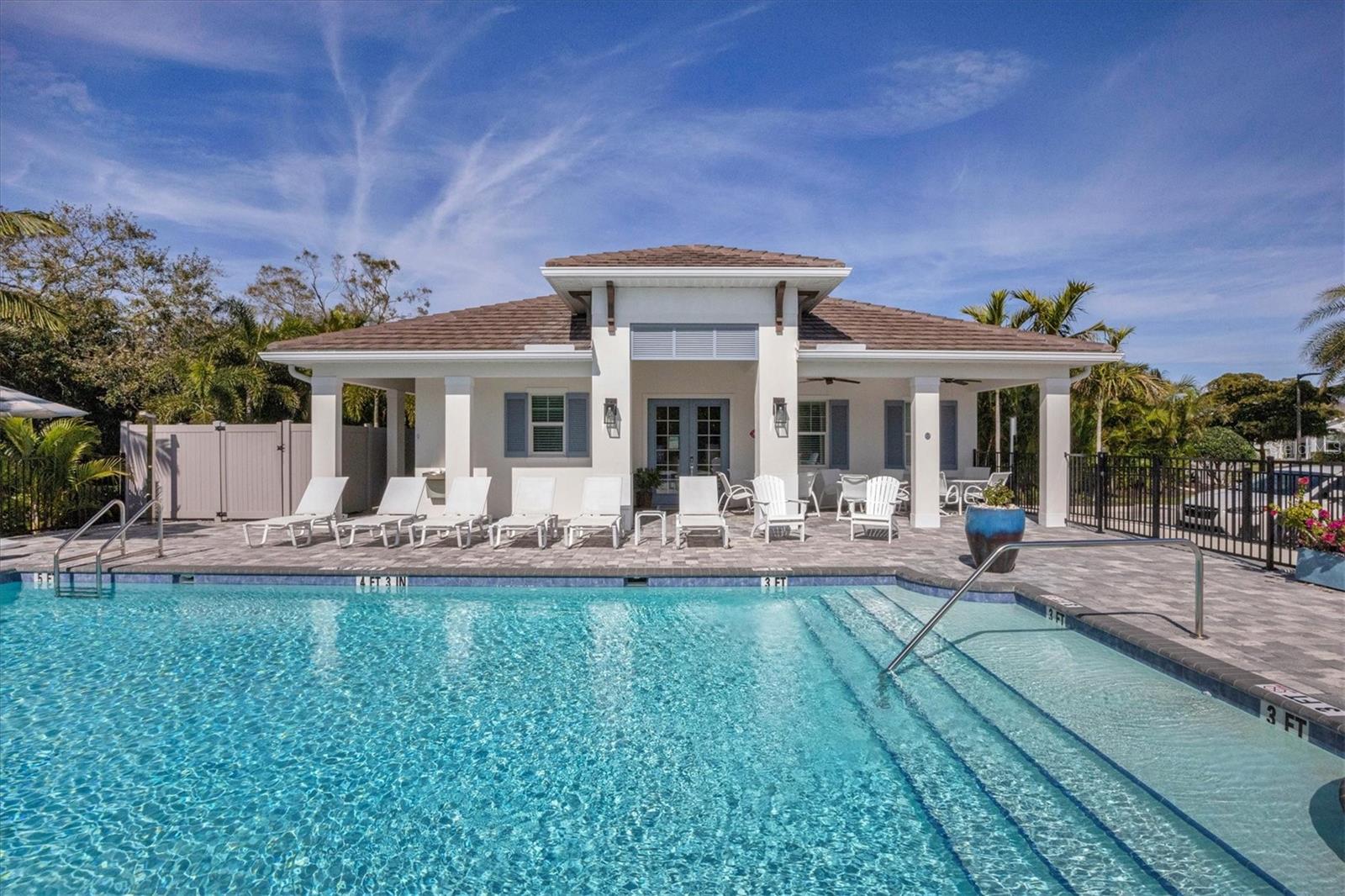 7761 SANDHILL LAKE DR