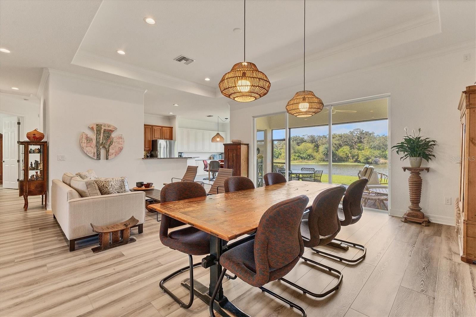 8284 BARTON FARMS BLVD