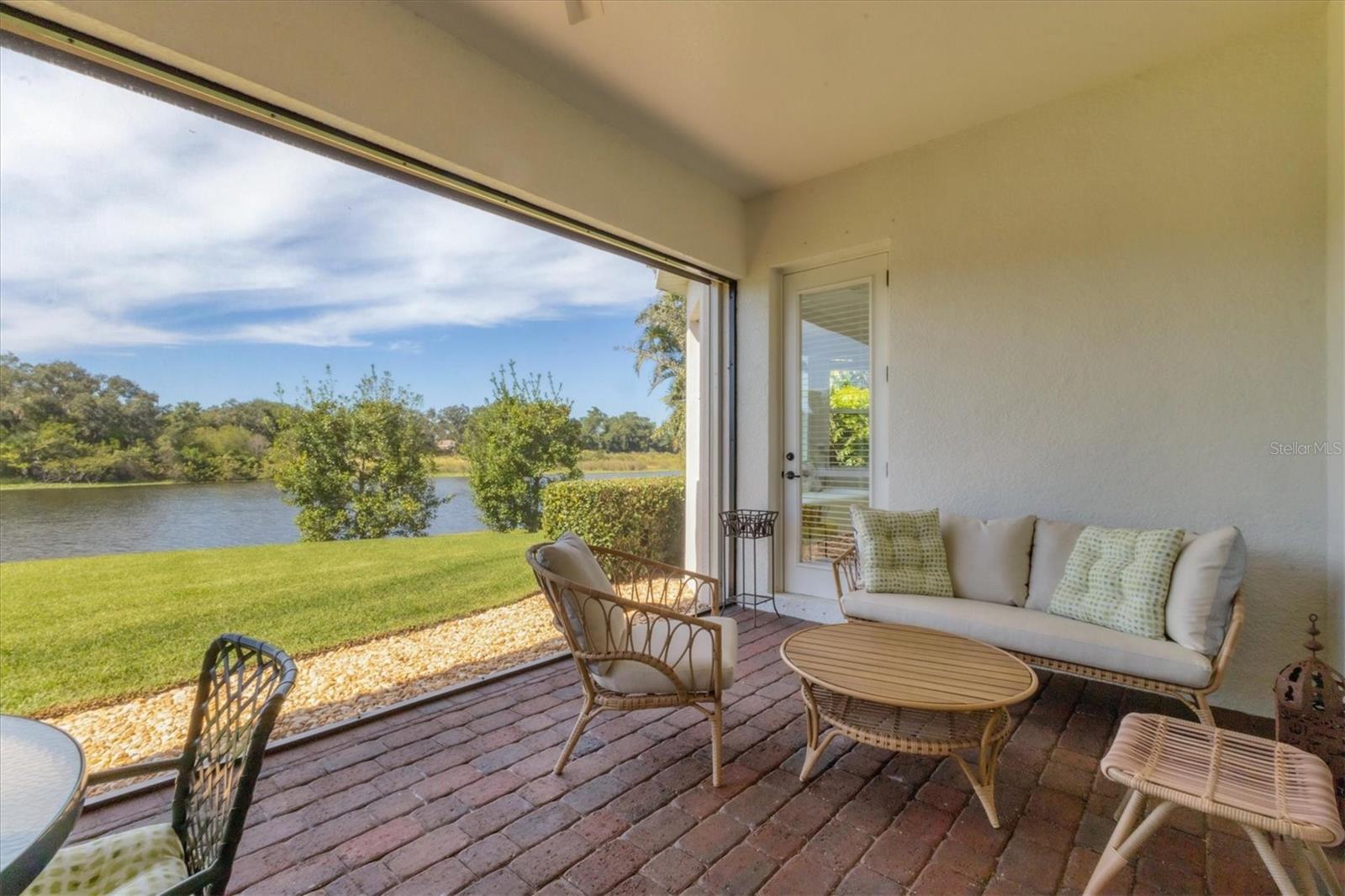 8284 BARTON FARMS BLVD