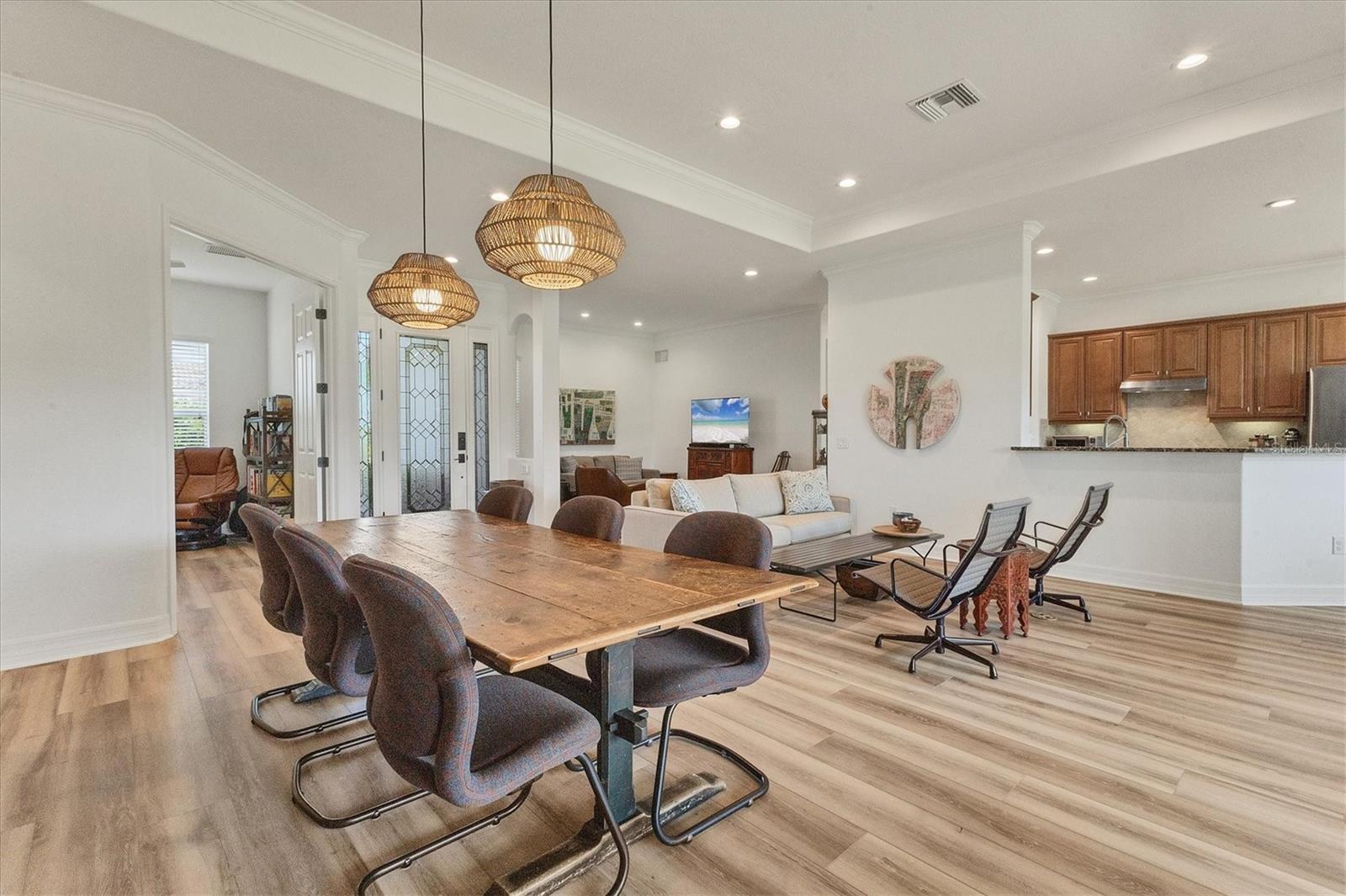 8284 BARTON FARMS BLVD