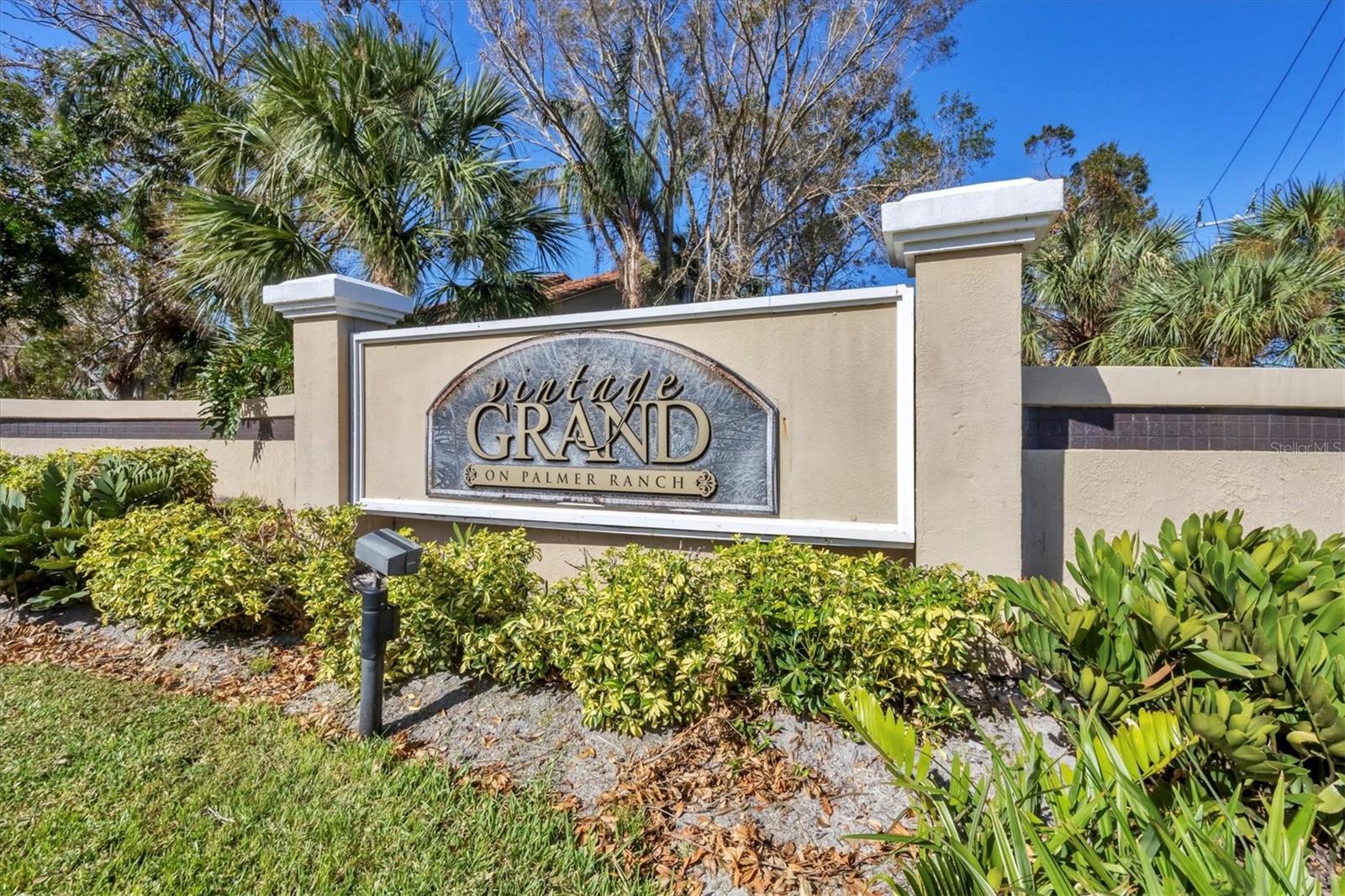 4008 CROCKERS LAKE BLVD #11