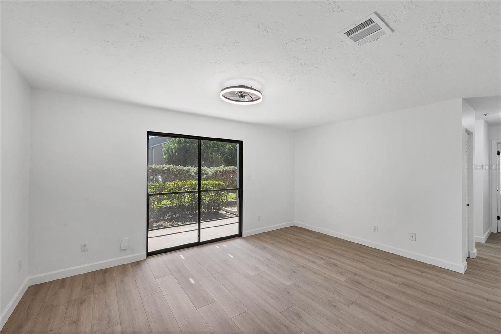 4008 CROCKERS LAKE BLVD #11