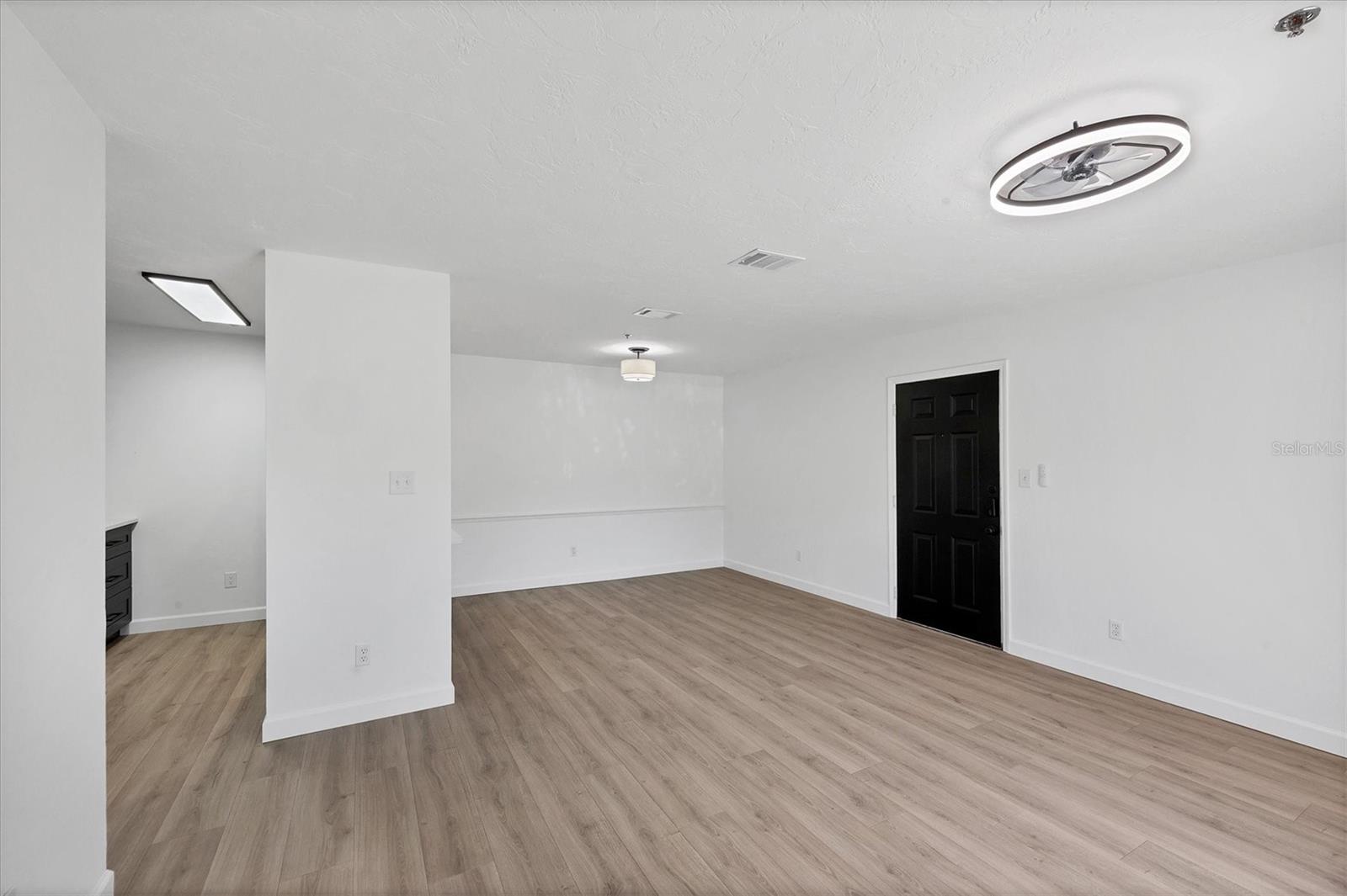 4008 CROCKERS LAKE BLVD #11