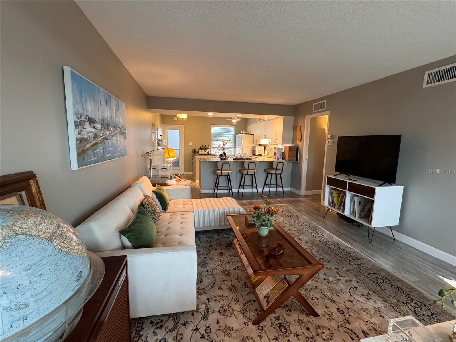 33 S GULFSTREAM AVE #409