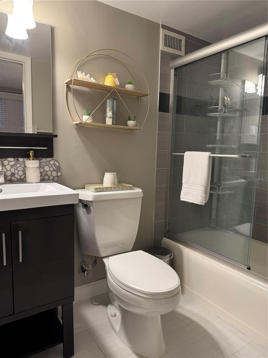 33 S GULFSTREAM AVE #409