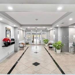 33 S GULFSTREAM AVE #409