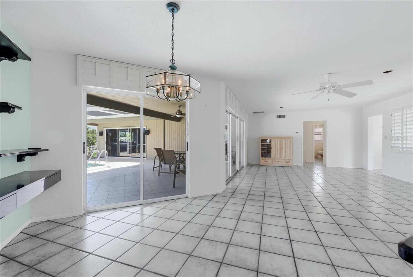 5108 SANDY SHORE AVE
