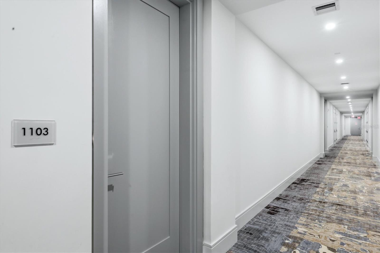 111 S PINEAPPLE AVE #1103