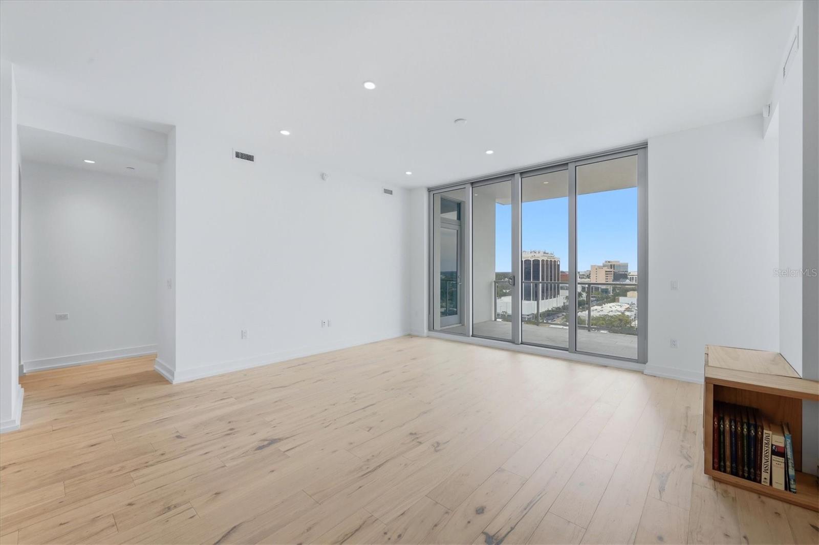 111 S PINEAPPLE AVE #1103