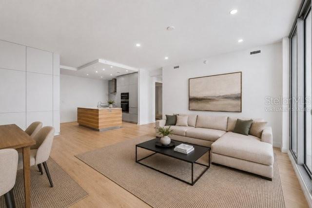 111 S PINEAPPLE AVE #1103
