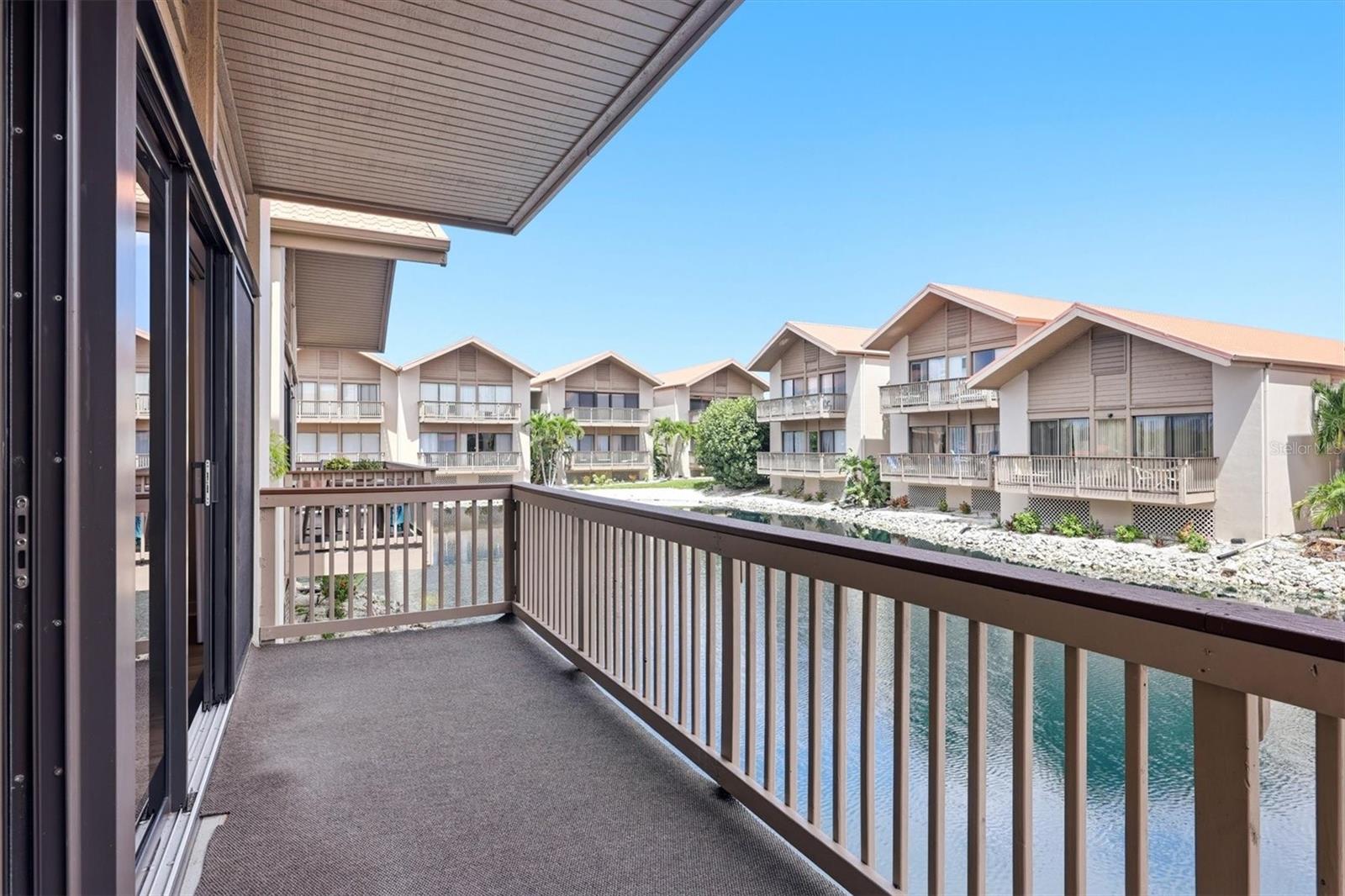 1187 LAKE HOUSE CIR #C127