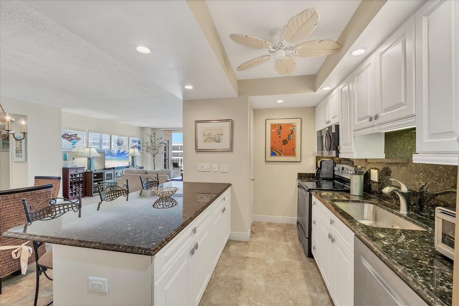 1212 BENJAMIN FRANKLIN DR #708