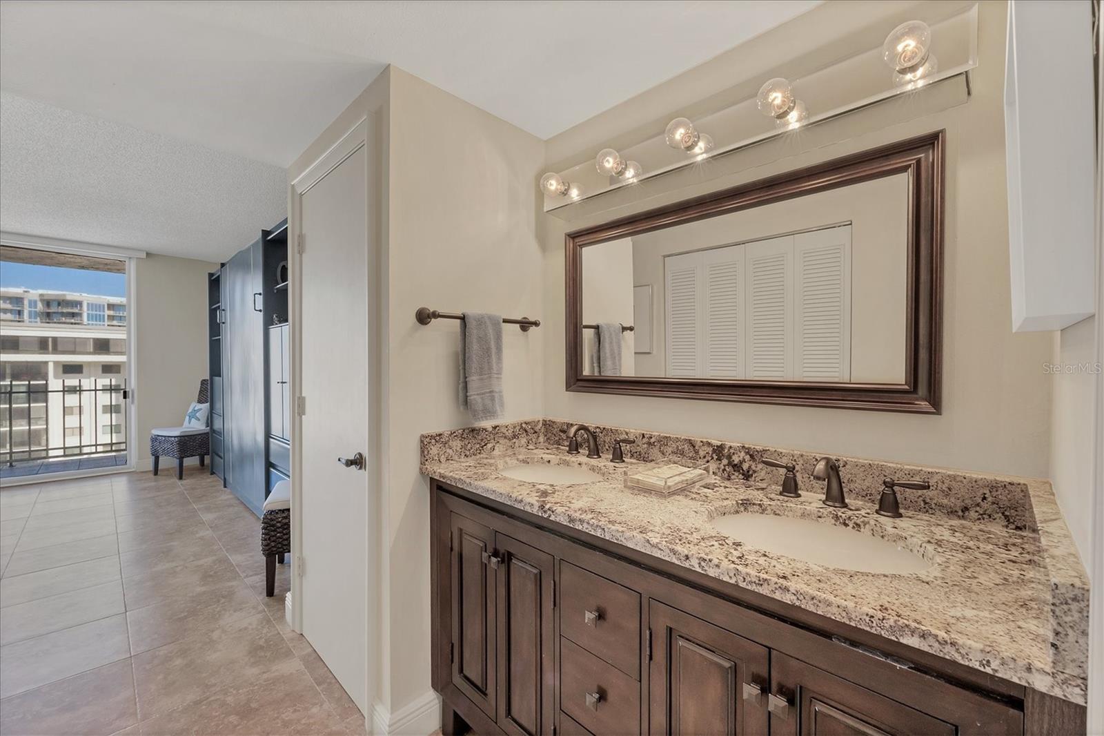 1212 BENJAMIN FRANKLIN DR #708