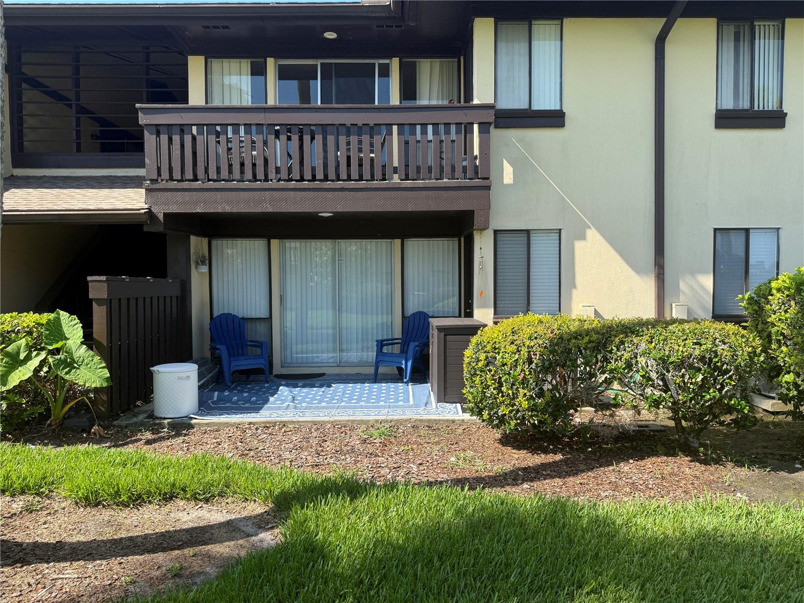 54 CLUB HOUSE DR #102