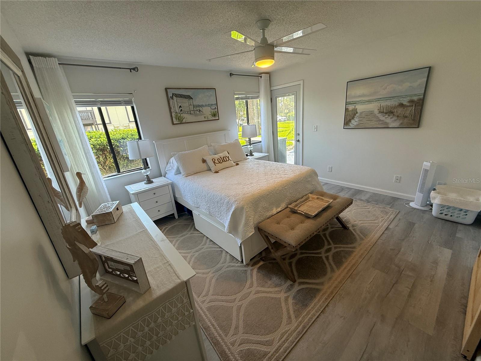 54 CLUB HOUSE DR #102