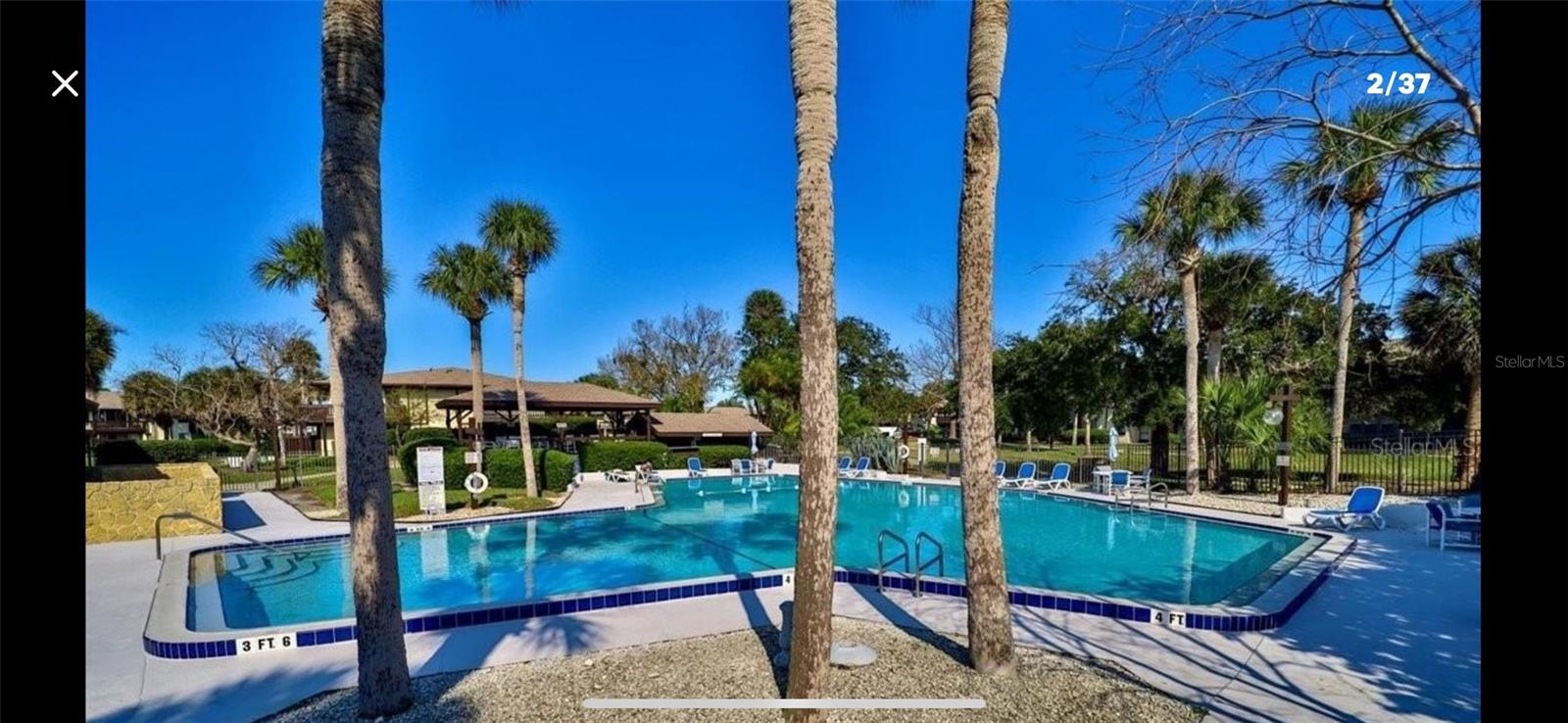 54 CLUB HOUSE DR #102