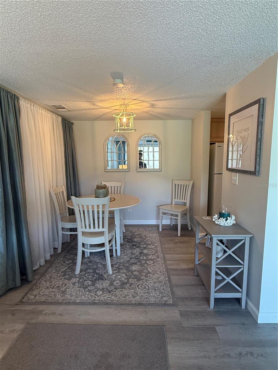 54 CLUB HOUSE DR #102