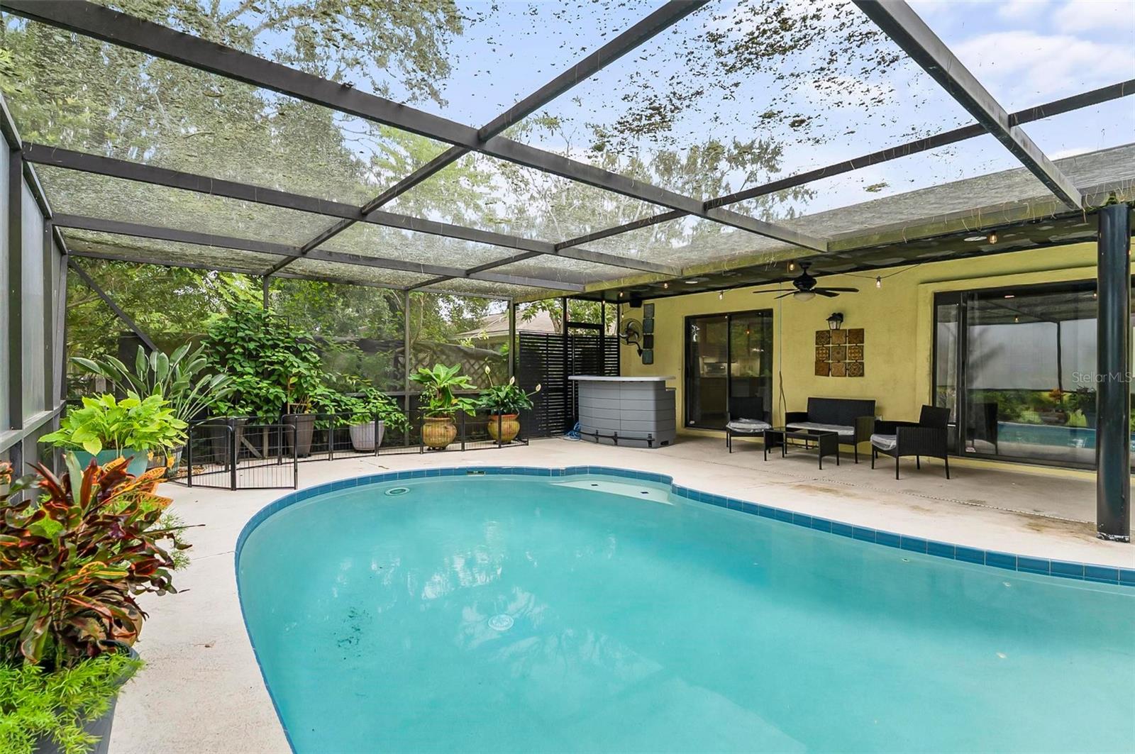 230 BEECHWOOD LN
